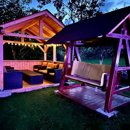 Pensiunea Casa Eden Mărişel Exteriér fotografie