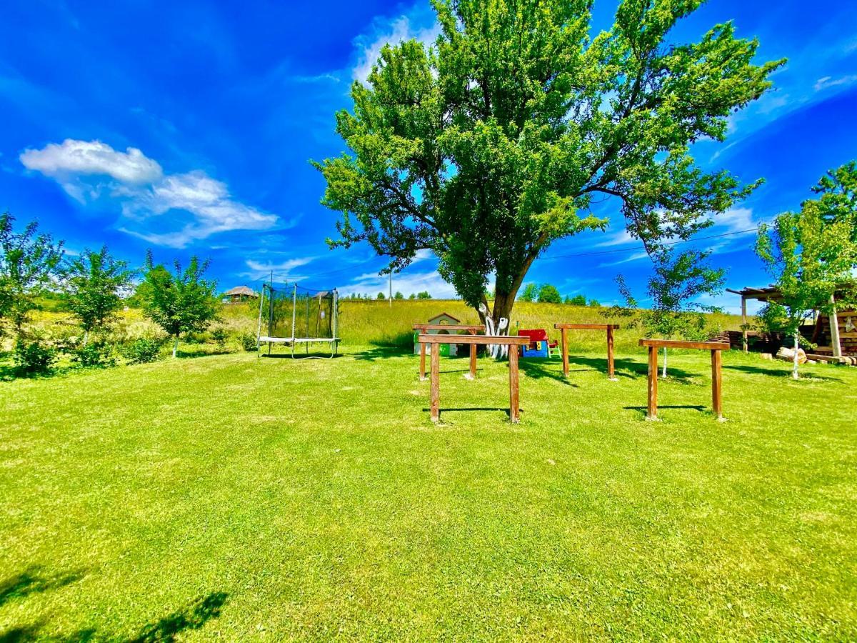 Pensiunea Casa Eden Mărişel Exteriér fotografie